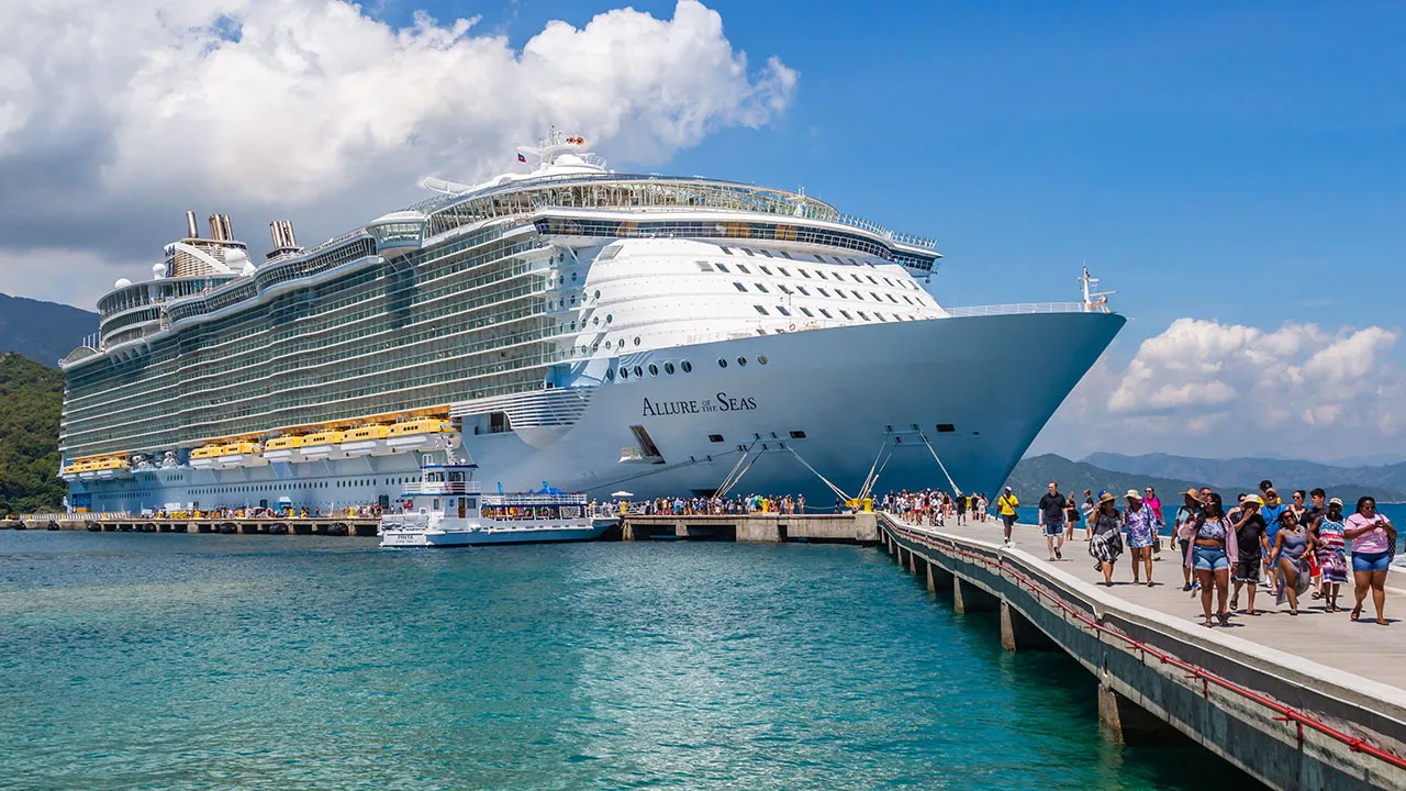 "Royal Caribbean Cancels Haiti Port Stops Due to Rising Violence"