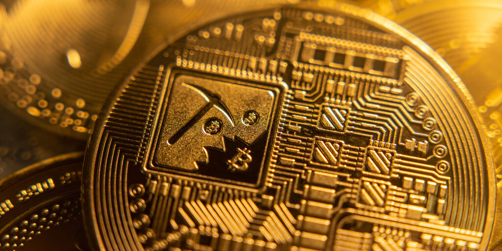 Featured image for "Bitcoin Halving: Miners Strategize as Difficulty Hits All-Time High"