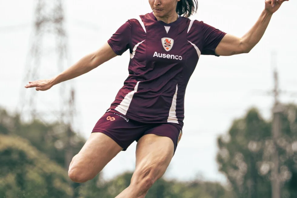 Iranian asylum-seeking players train with Brisbane Roar after protection visas