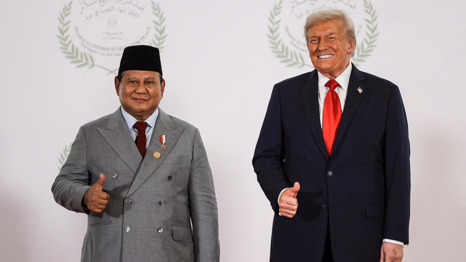 Global Leaders' 'Hot Mic' Gaffes and Unexpected Meetings