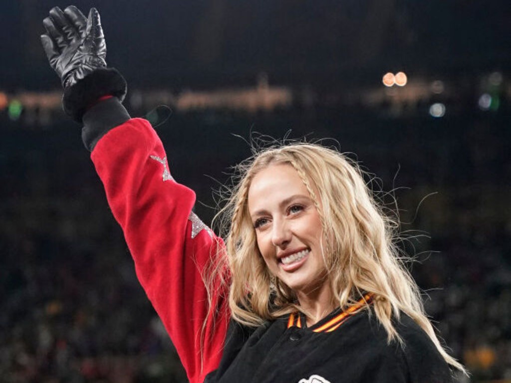 "Brittany Mahomes' Royal Style Transformation: The Taylor Swift Connection"