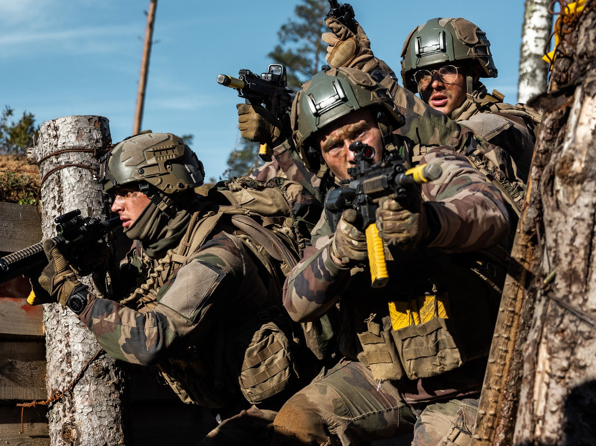 Featured image for "Baltic Nations Unite for Joint Defense Network Along Borders with Russia and Belarus"