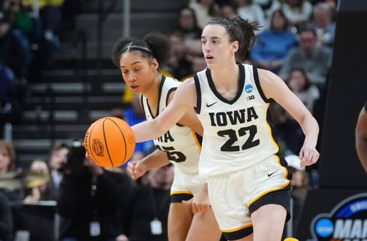 Featured image for "Caitlin Clark Leads Iowa in Women's Final Four Showdown Against UConn"