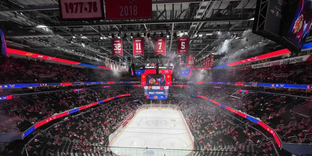 "Carlson's return sparks Caps to dominant win over injury-plagued Hawks"