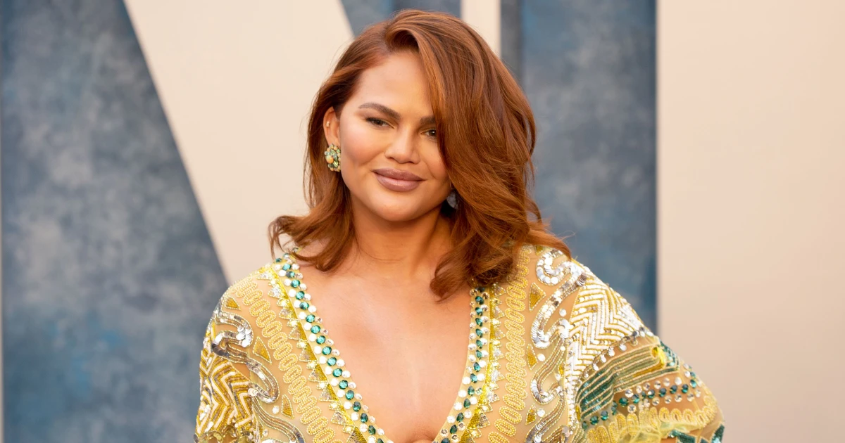 "Chrissy Teigen's Adorable Bath Time Moments with Daughter Esti"
