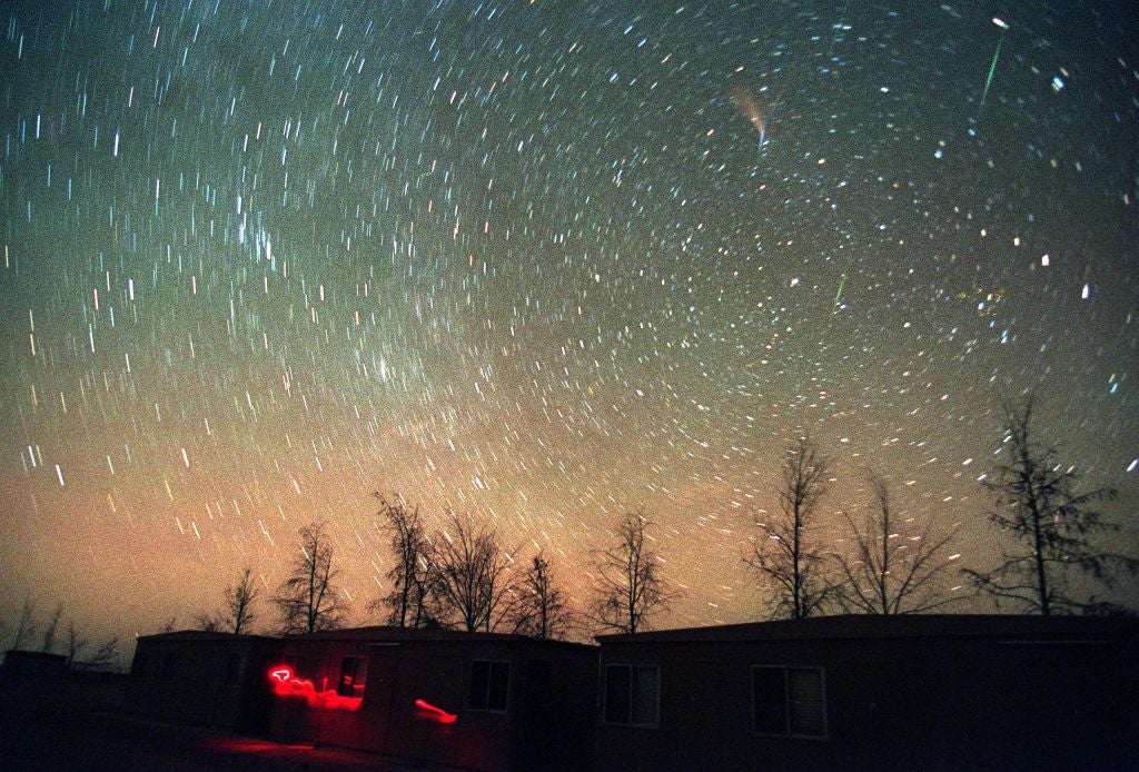 "November Night Sky Delights: Jupiter, Leonid Meteor Shower, and Astrophotography Tips"