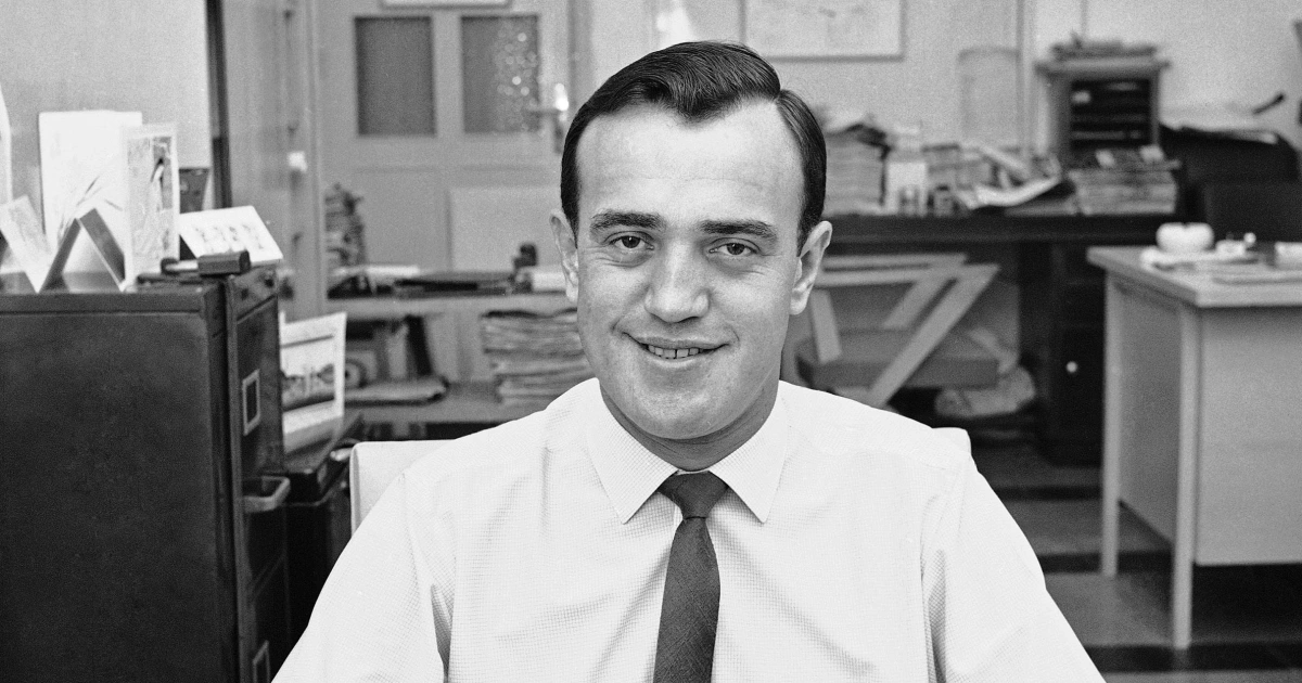 Featured image for Pulitzer-winning war correspondent Peter Arnett dies at 91