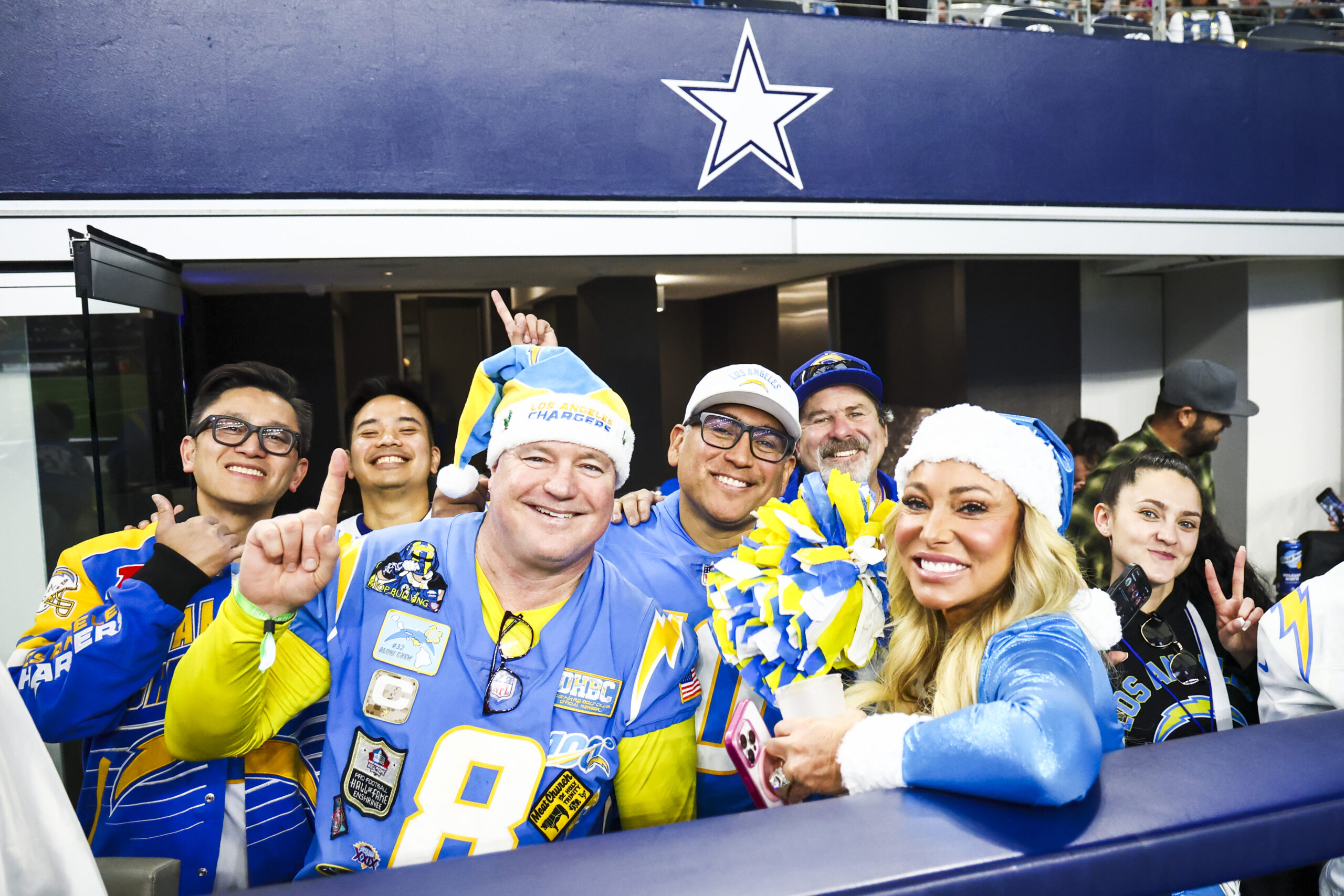 Featured image for NFL Week 17 Saturday Games: Schedule, Matchups, and TV Channels