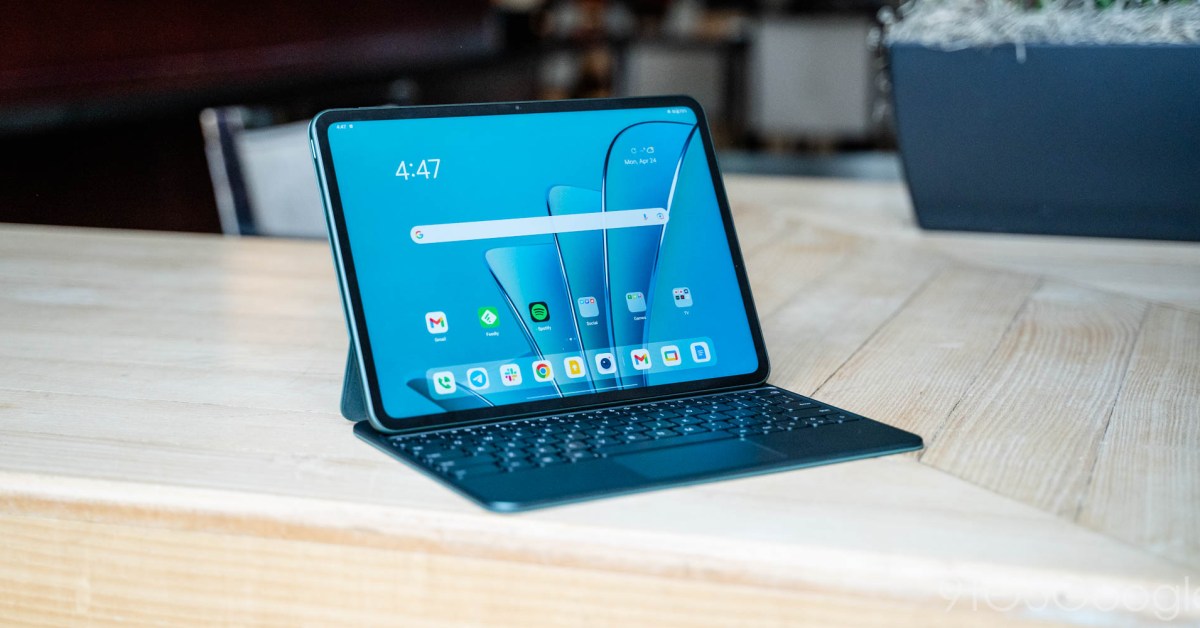 Featured image for "Comparing OnePlus Pad and Google Pixel Tablet: Which is the Superior Choice?"