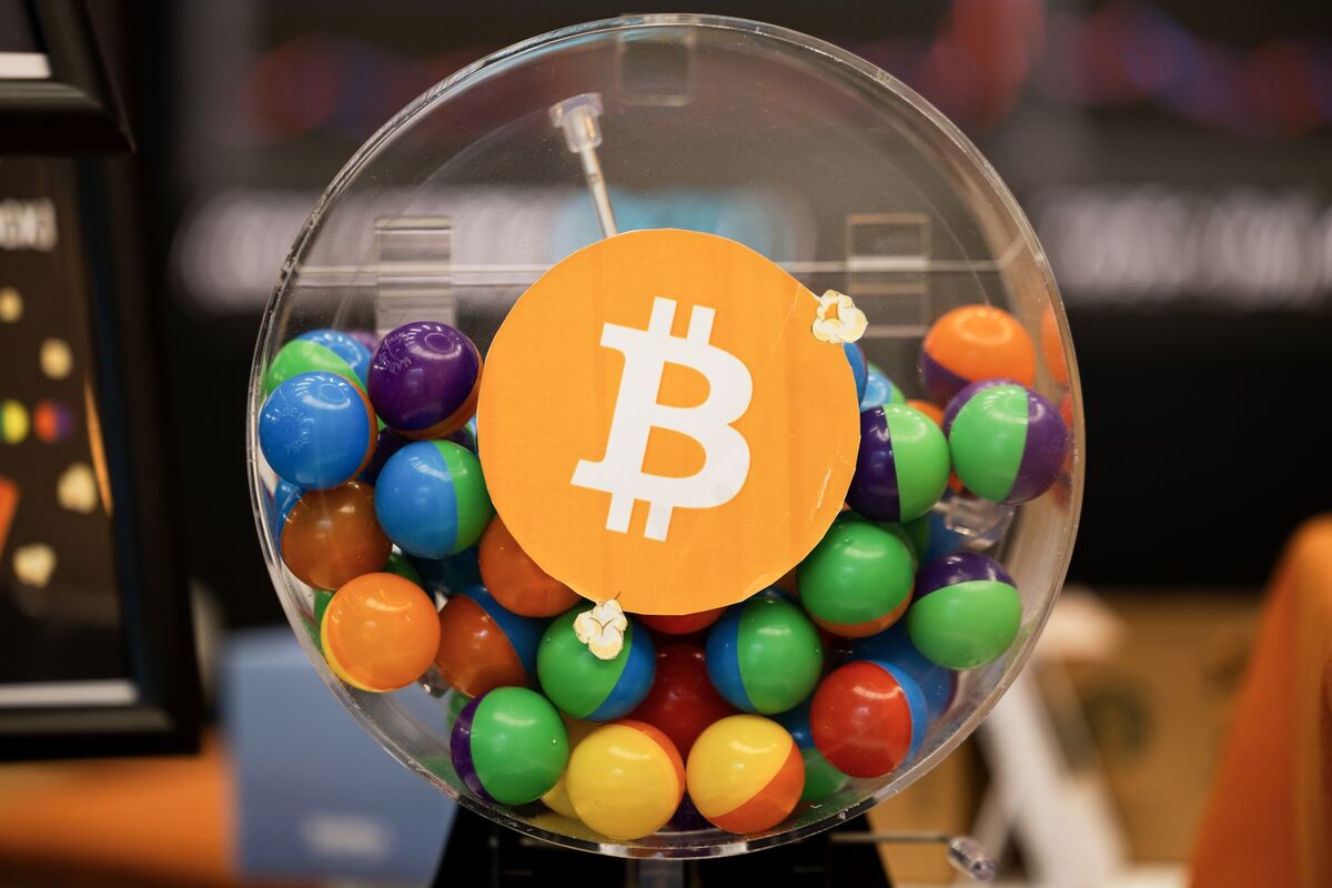 MicroStrategy's $4.6B Bitcoin Bet Raises Liquidation Concerns