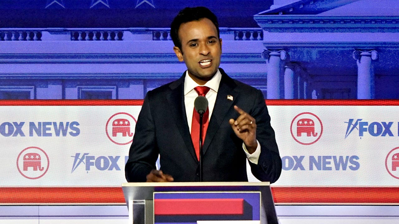 Vivek Ramaswamy: Controversial Candidate Faces Criticism and Poll Confusion