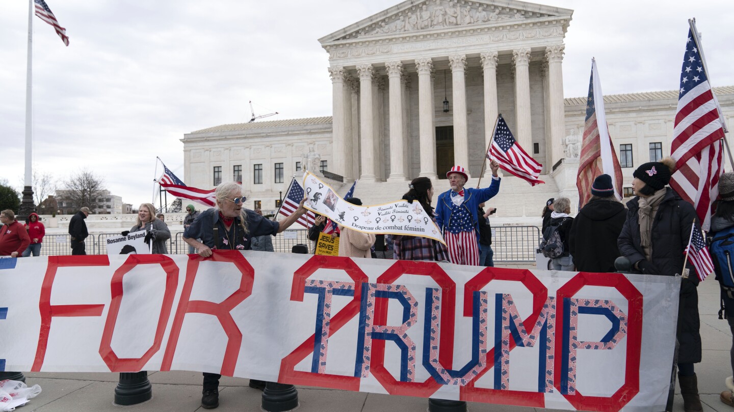 "Supreme Court Ruling: Trump's 2020 Election Trial and Absolute Immunity Claim"