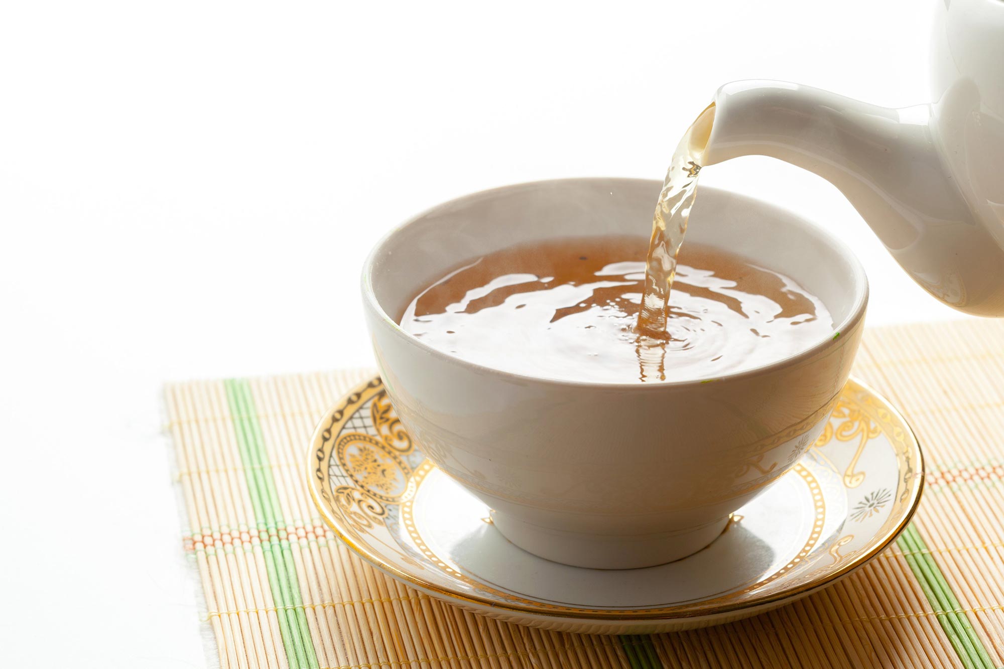 Featured image for "Tea's Potential: 99.9% Virus Reduction in New Study"