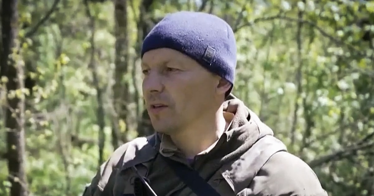 Ukrainian unit searches for fallen soldiers.