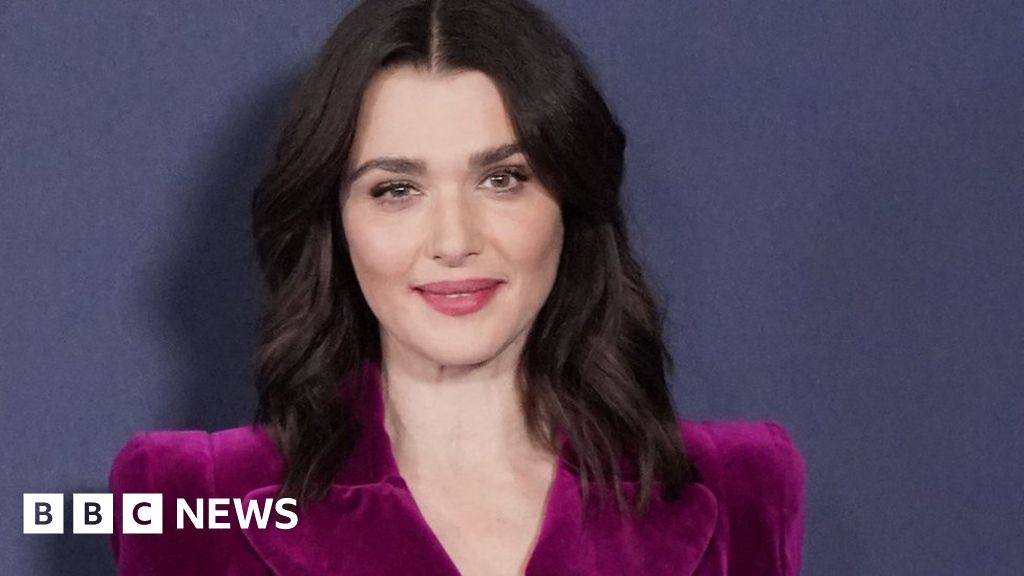 Featured image for Rachel Weisz shines in Dead Ringers revamp.