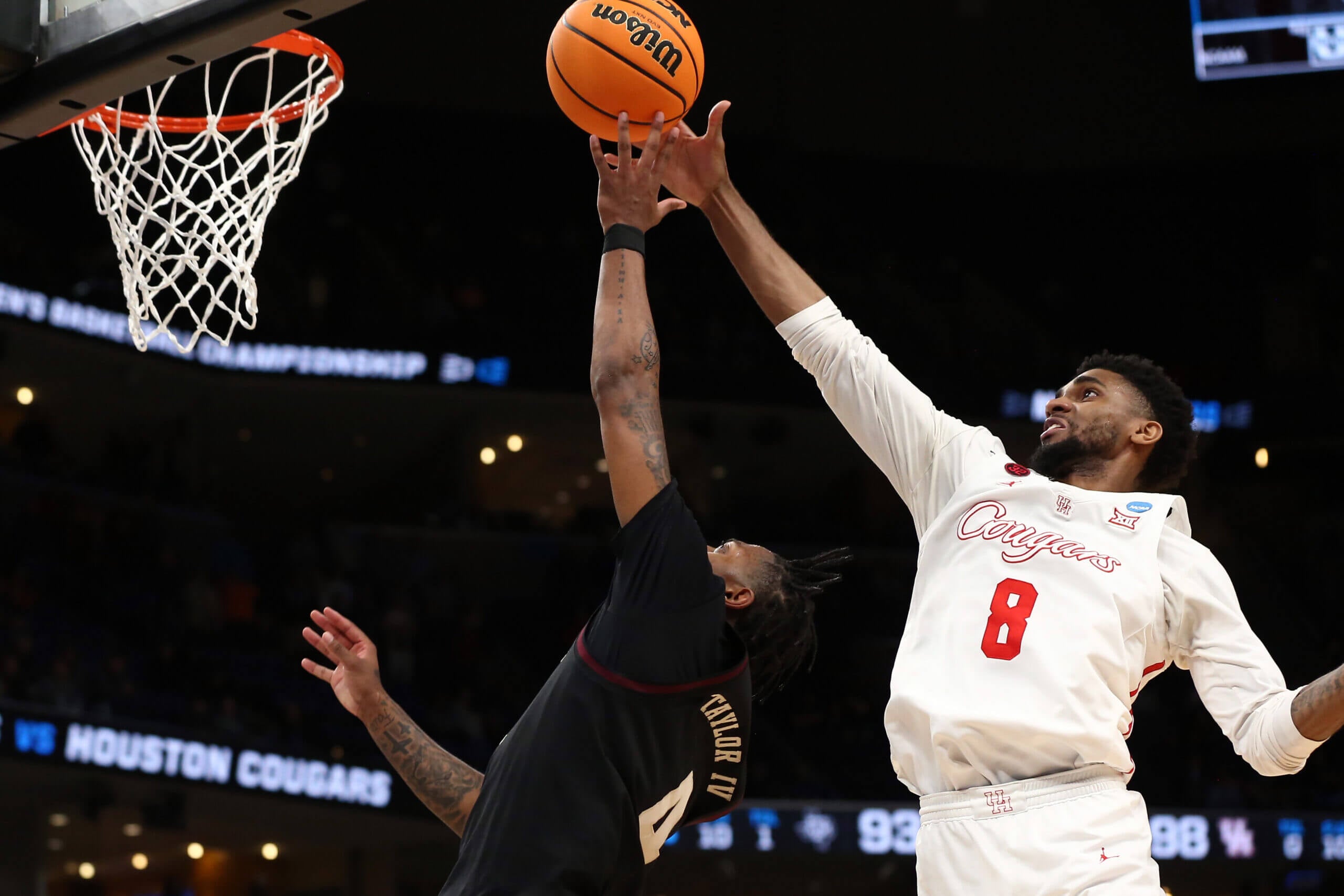 Featured image for Houston Survives Texas A&M in OT Thriller to Secure Sweet 16 Spot