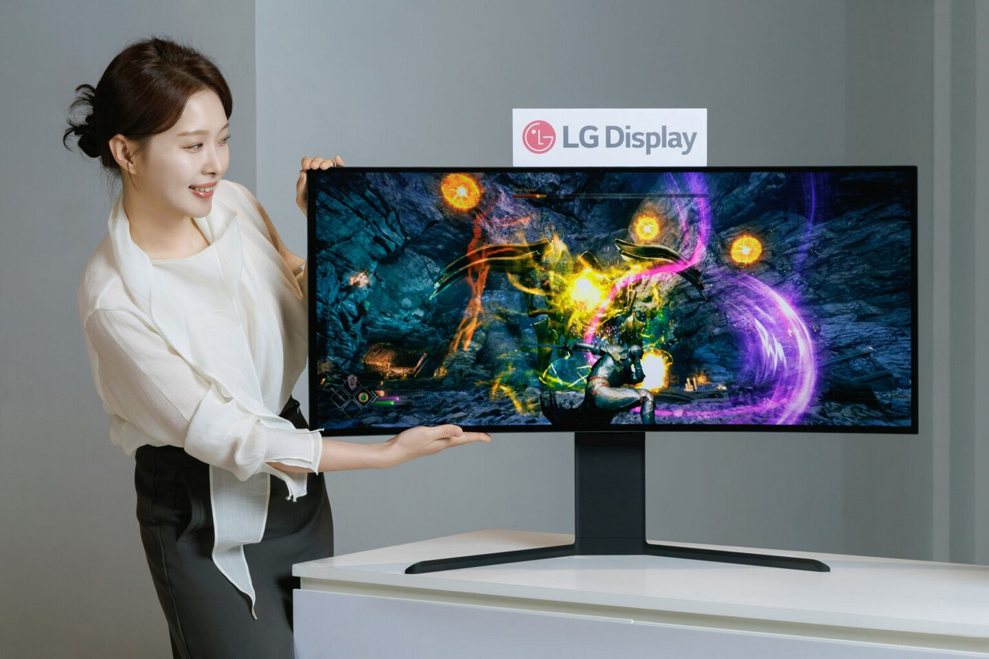 Featured image for LG Unveils Cutting-Edge OLED and UltraGear Gaming Monitors at CES 2026