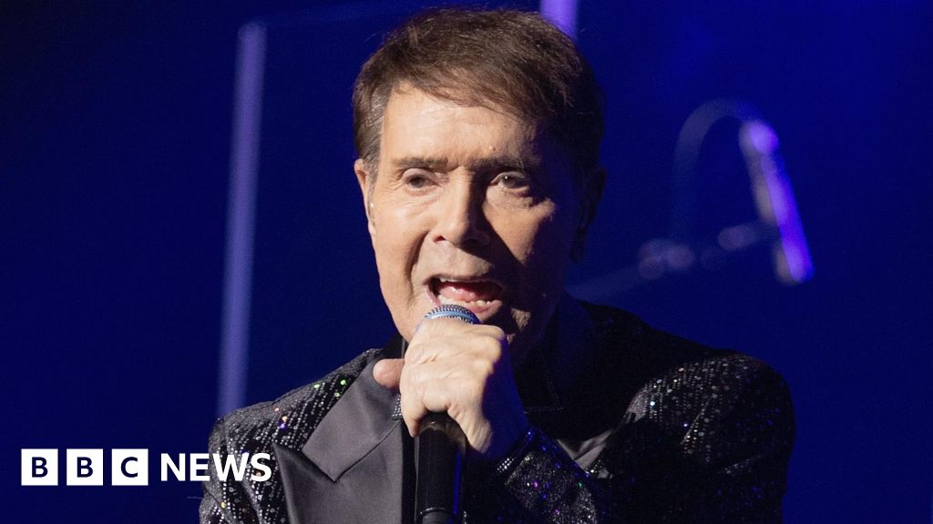 Featured image for Sir Cliff Richard Opens Up About Year-Long Prostate Cancer Treatment