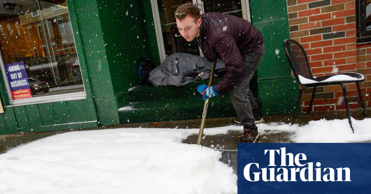 Featured image for "Severe Winter Storm Sweeps Across Sixteen States in US, Causing Chaos"