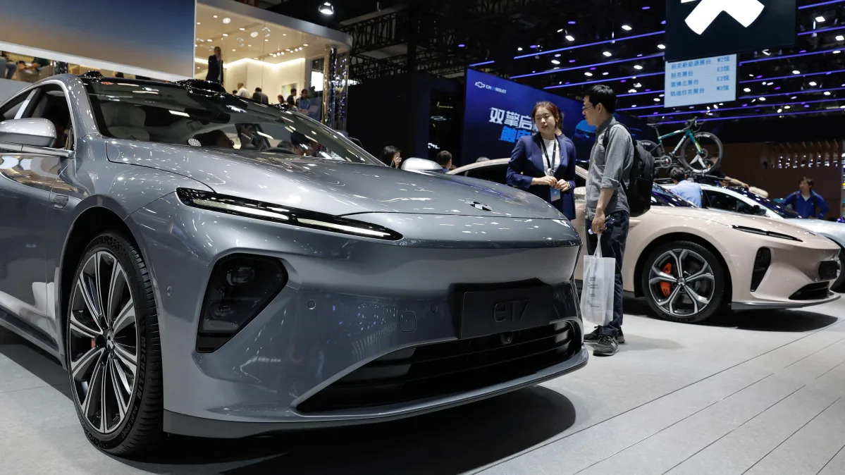 Featured image for NIO Stock Drops Amid Wider Q1 Loss and Declining Deliveries