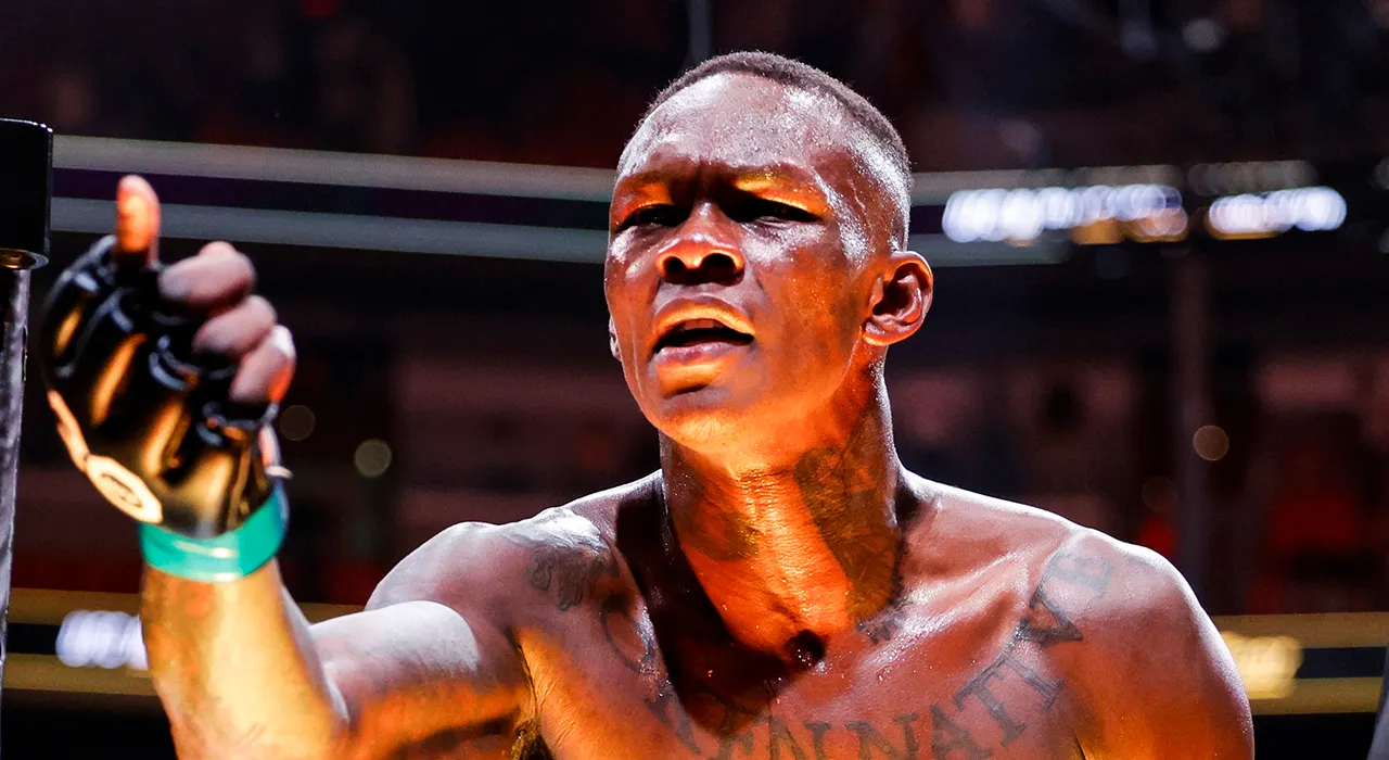 Israel Adesanya's Iconic Celebration After Winning Back UFC Belt.