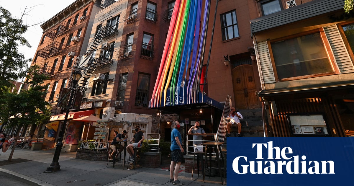 Rampant druggings and robberies plague New York nightlife.