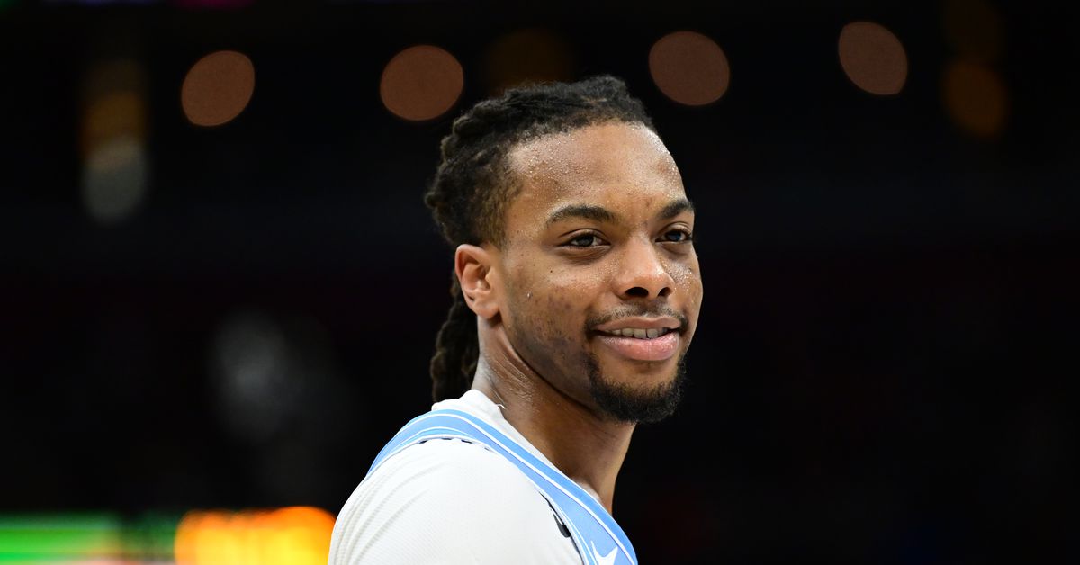 Featured image for Cavaliers Extend Winning Streak to 15 with Victory Over Hornets