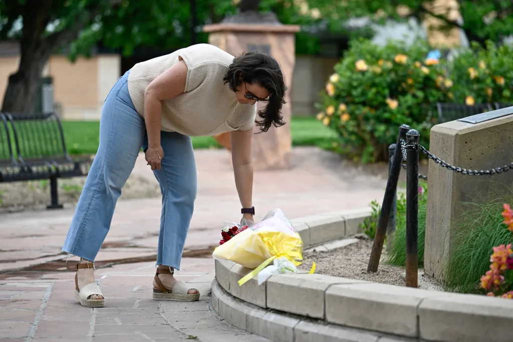 Featured image for Karen Diamond, Boulder Pearl Street Attack Victim, Passes Away