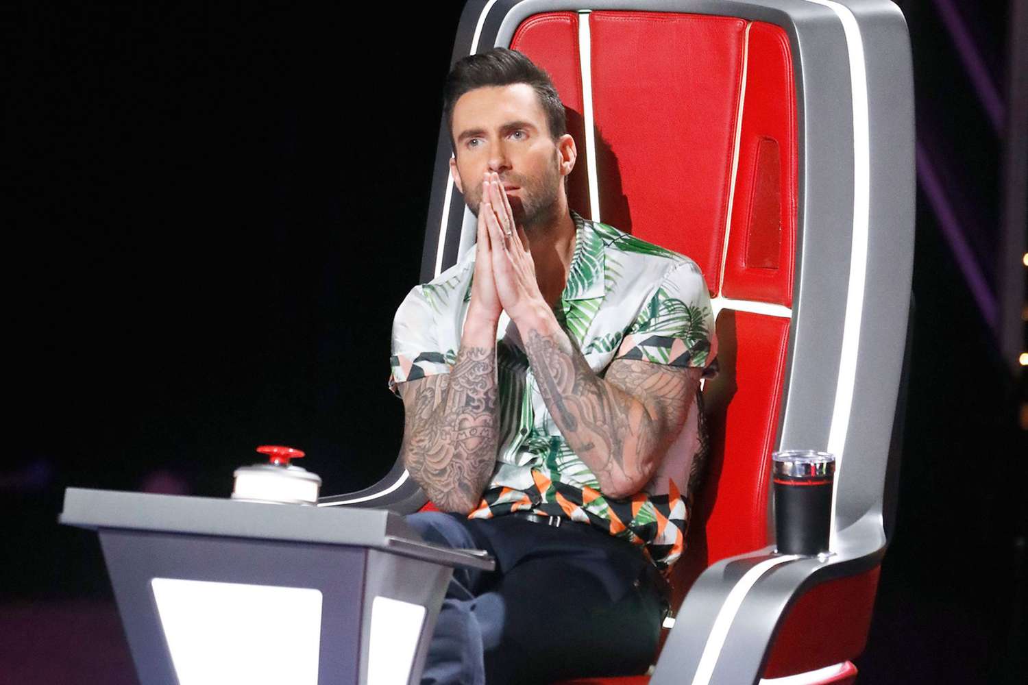 Featured image for Adam Levine Makes Surprise Return to 'The Voice' for Season Finale Performance