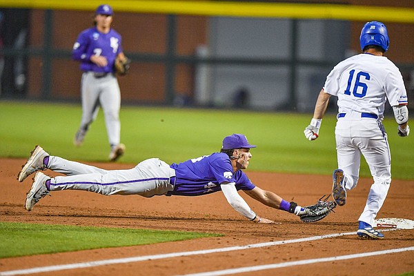 Featured image for Weather Delays K-State vs. LA Tech NCAA Baseball Matchup