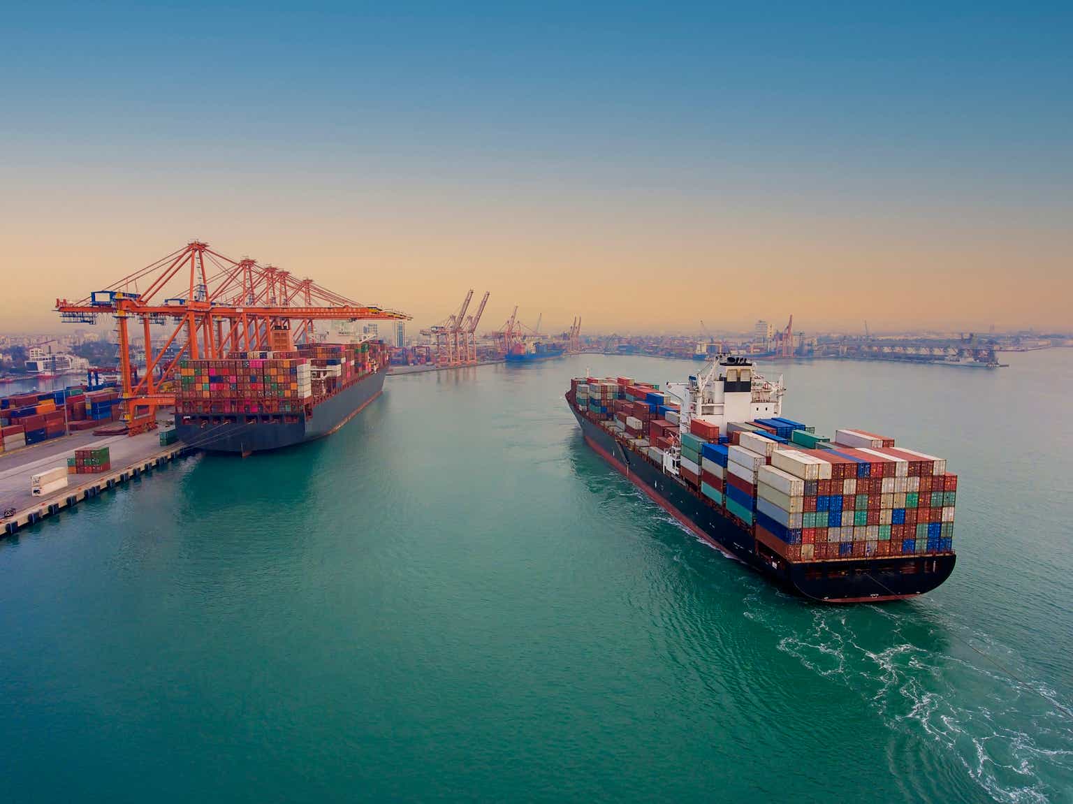 Featured image for ZIM Integrated Shipping Reports Q1 Losses and No Dividend Payment.