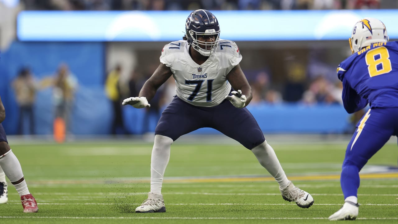 Arizona Cardinals Make Moves in Free Agency, Sign OL Dennis Daley and DL Jonathan Ledbetter.