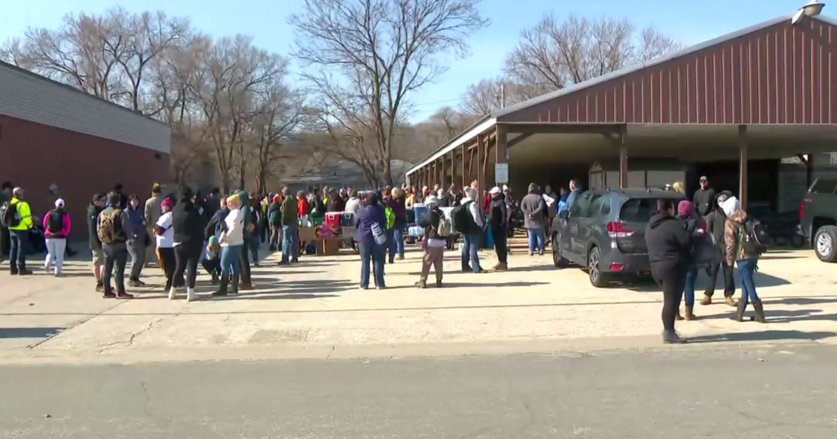 Community unites in search for missing Minnesota mom Madeline Kingsbury.