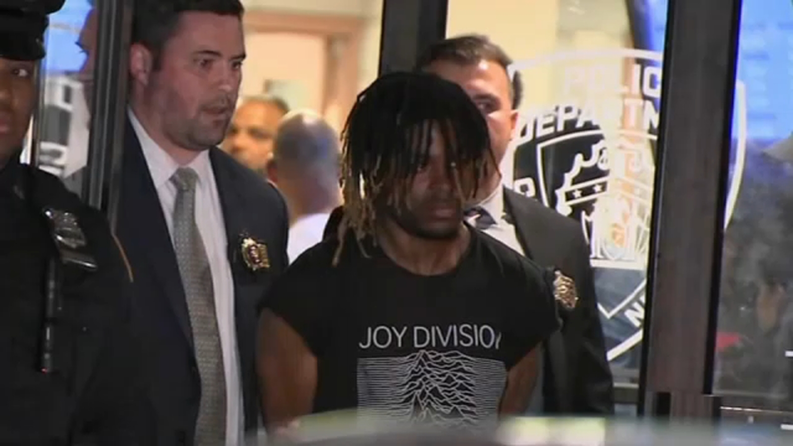 Featured image for Father arrested for shaking and killing 3-month-old baby found near Bronx expressway.