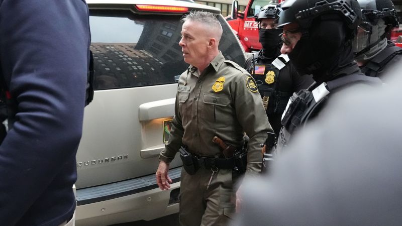 Border Patrol Chief's Court Appearance Blocked Amid Chicago Immigration Crackdown