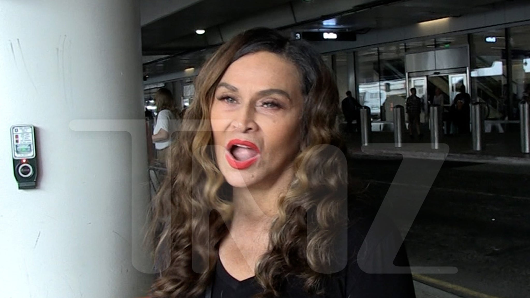 Featured image for Tina Knowles Debunks Beyoncé's Tour Toilet Seat Rumors