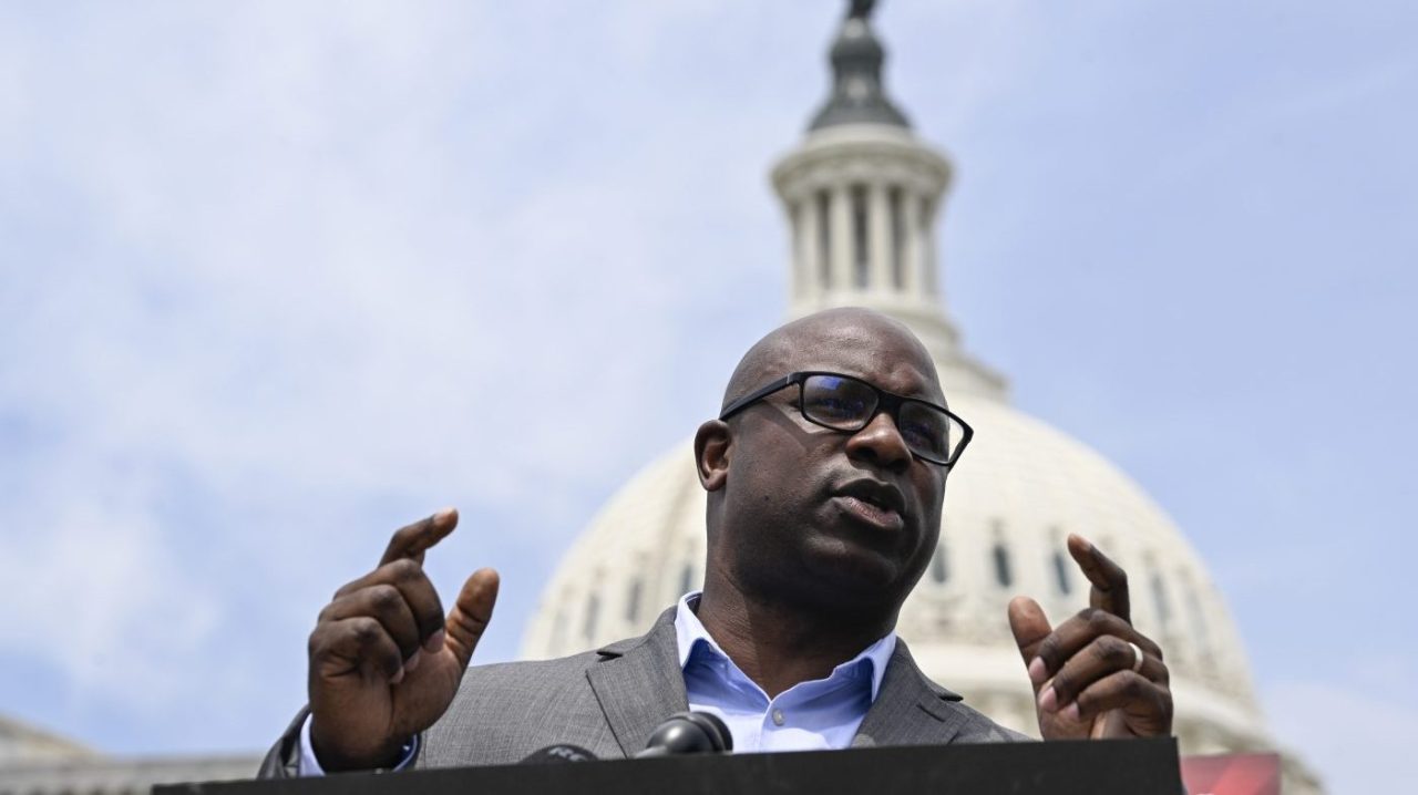 Featured image for Nikki Haley Criticized for Writing 'Finish Them' on Israeli Bomb