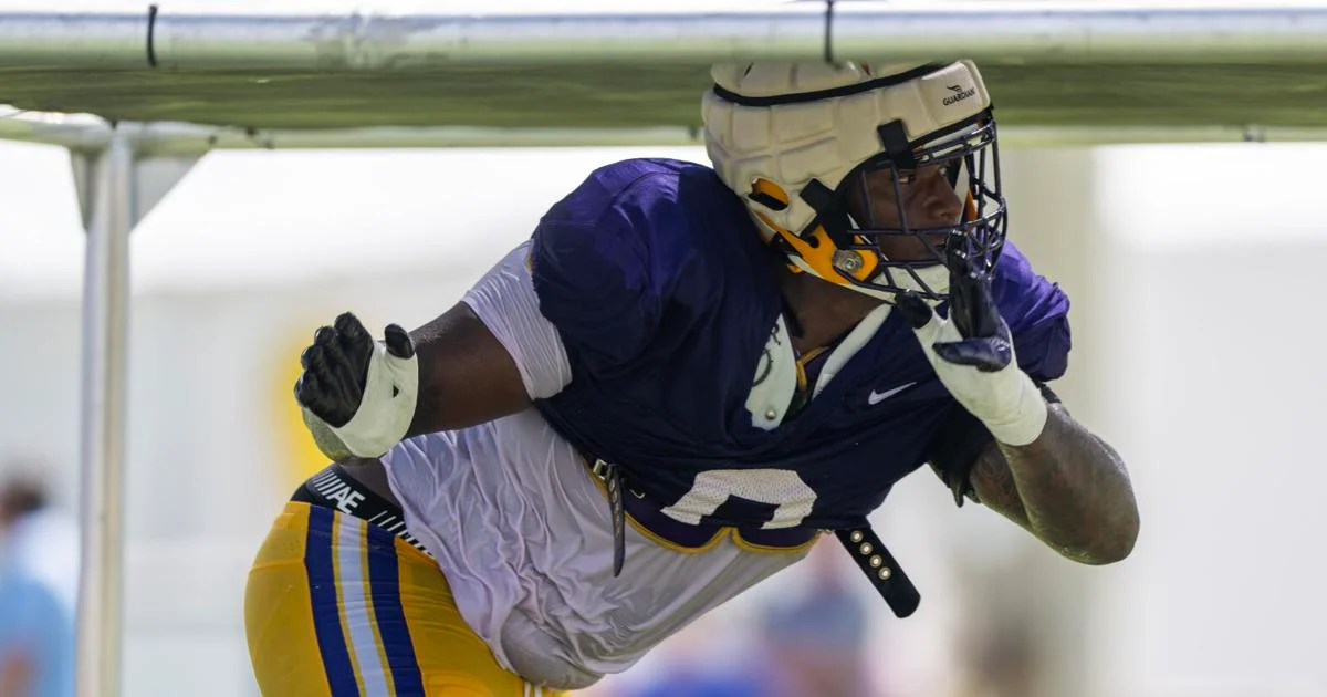 LSU Defensive Tackle Maason Smith Suspended for Florida State Game
