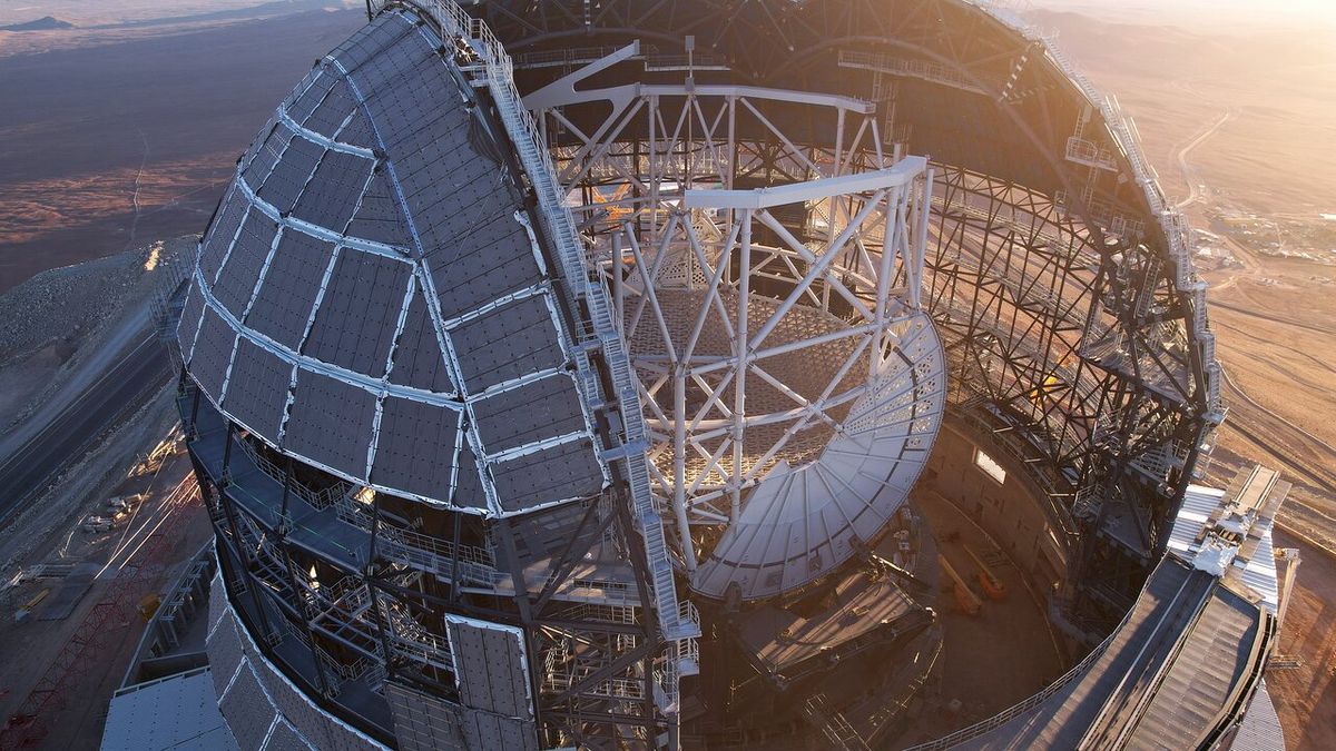 Featured image for World's Largest Telescope Takes Shape in Desert