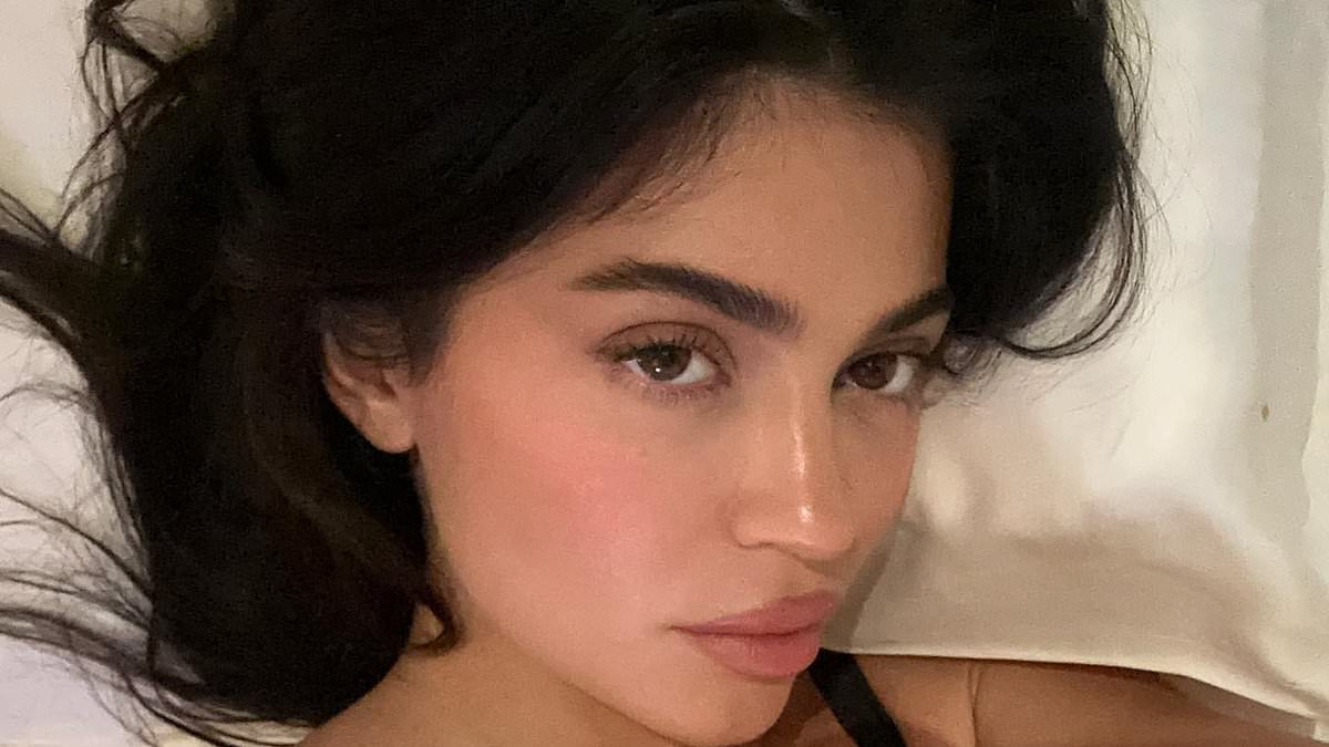 Kylie Jenner's Secret Trip to Support Timothee Chalamet at Wonka Party