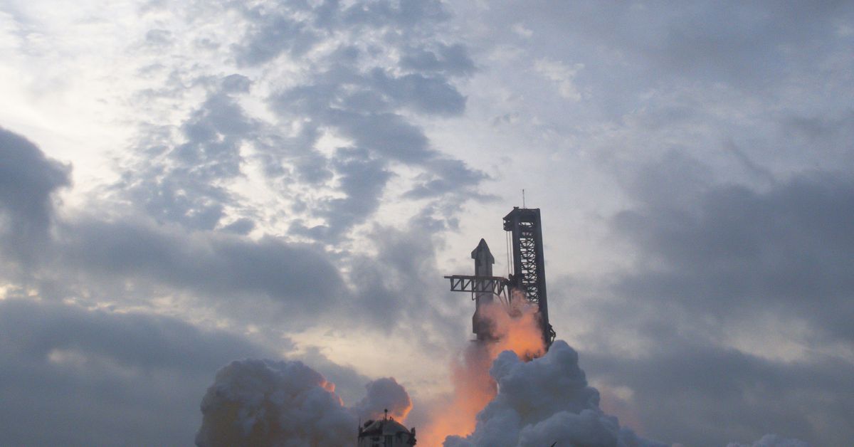 SpaceX Aims for June 5 Starship Test Amid FAA Investigation