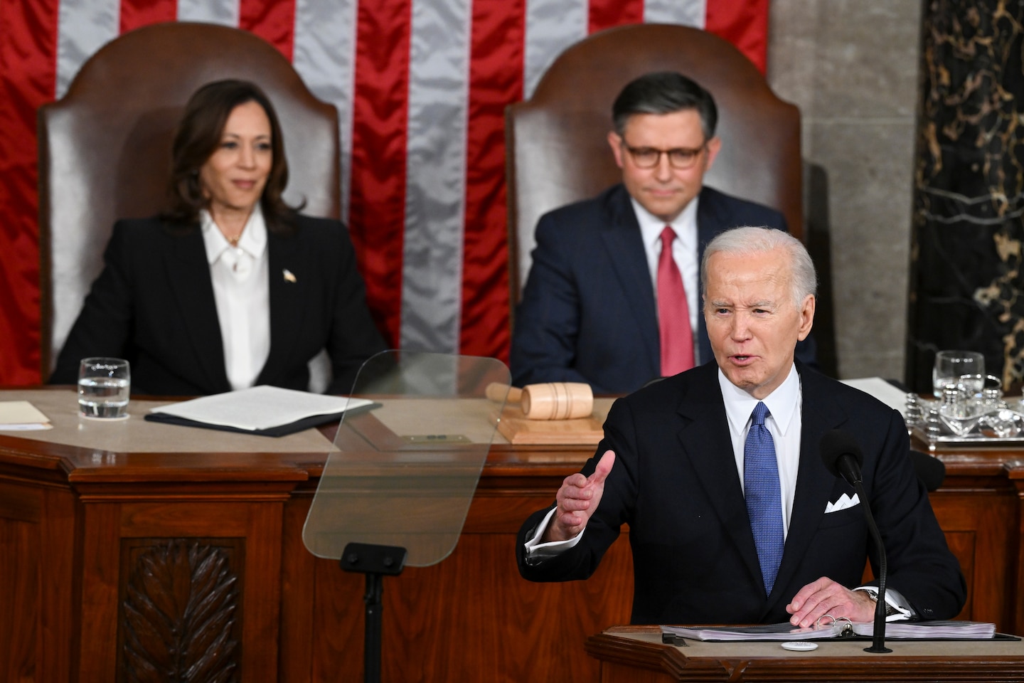 "Biden's 2024 State of the Union Address: Economic Comeback and Partisan Backlash"