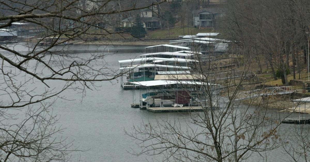 Featured image for "Multiple Injuries Reported in Lake of the Ozarks Boat Explosion"