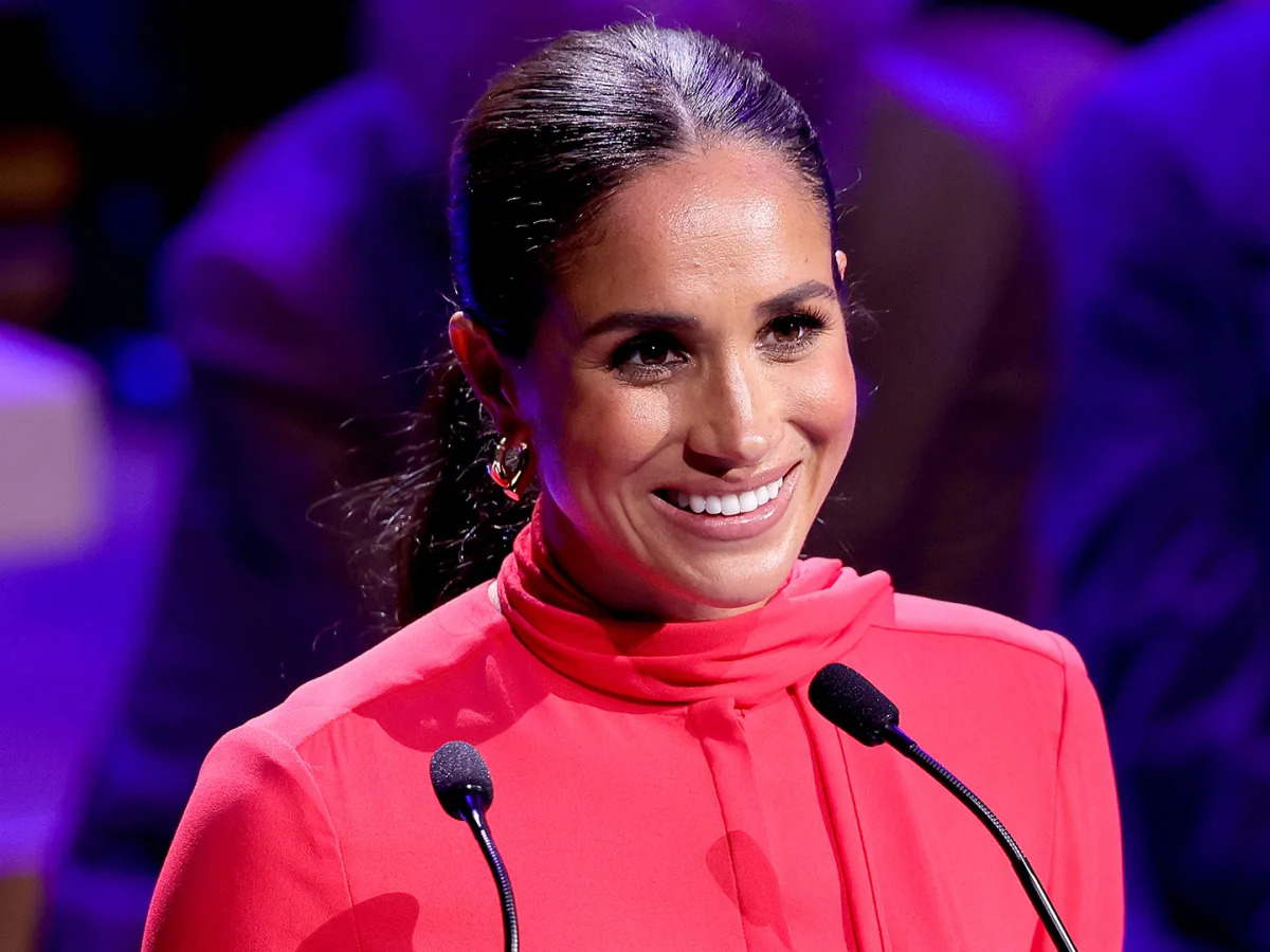 Featured image for Royal Family Dynamics: Meghan Markle's Selfless Decision and Prince Harry's Surprise RSVP for King Charles III's Coronation