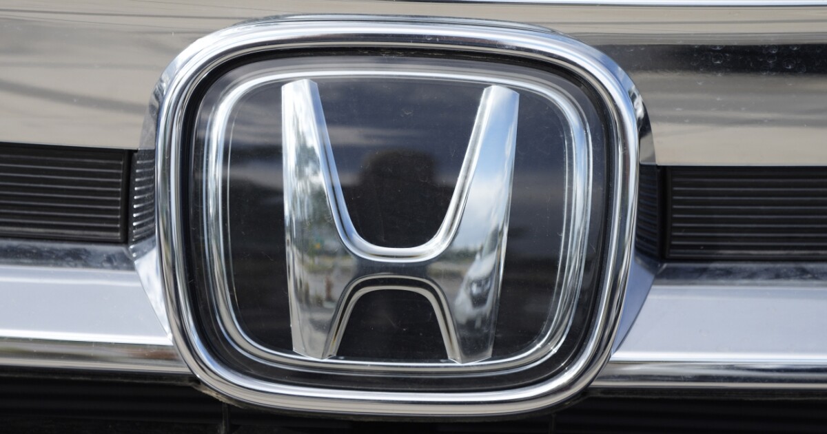 Featured image for "Massive Honda Recall: 750K Vehicles Affected by Air Bag Sensor Issue"