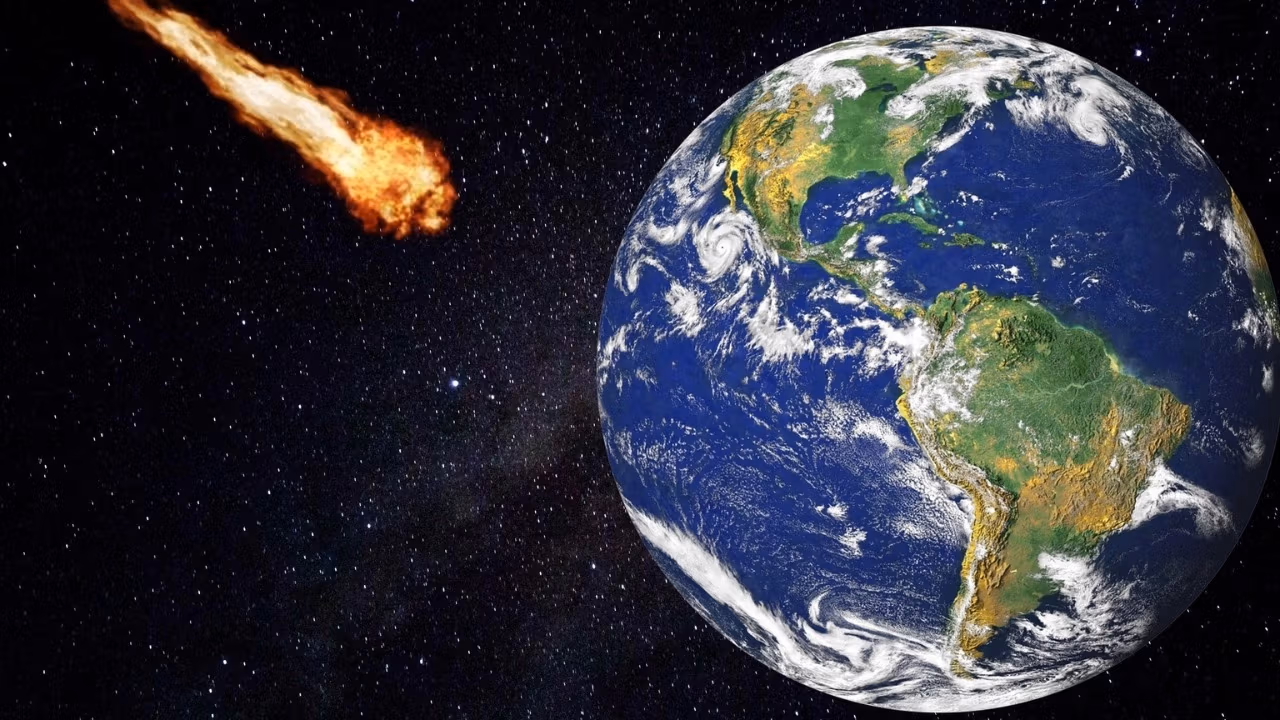 Featured image for Invisible Asteroids Threatening Earth Within Weeks, Scientists Warn