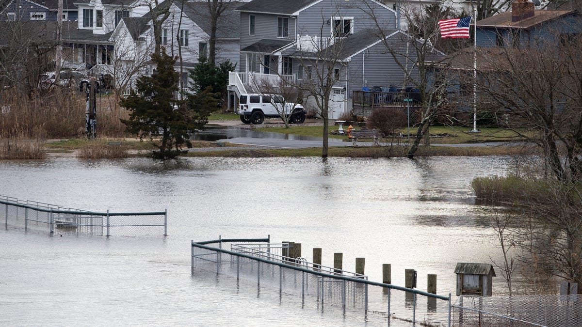 "Severe Winter Storms Wreak Havoc Across United States"