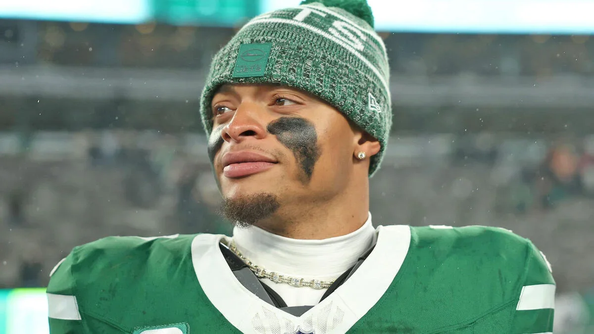 Fields to Chiefs Sparks Bargain Signings and a 3-Round Mock Draft Shakeup