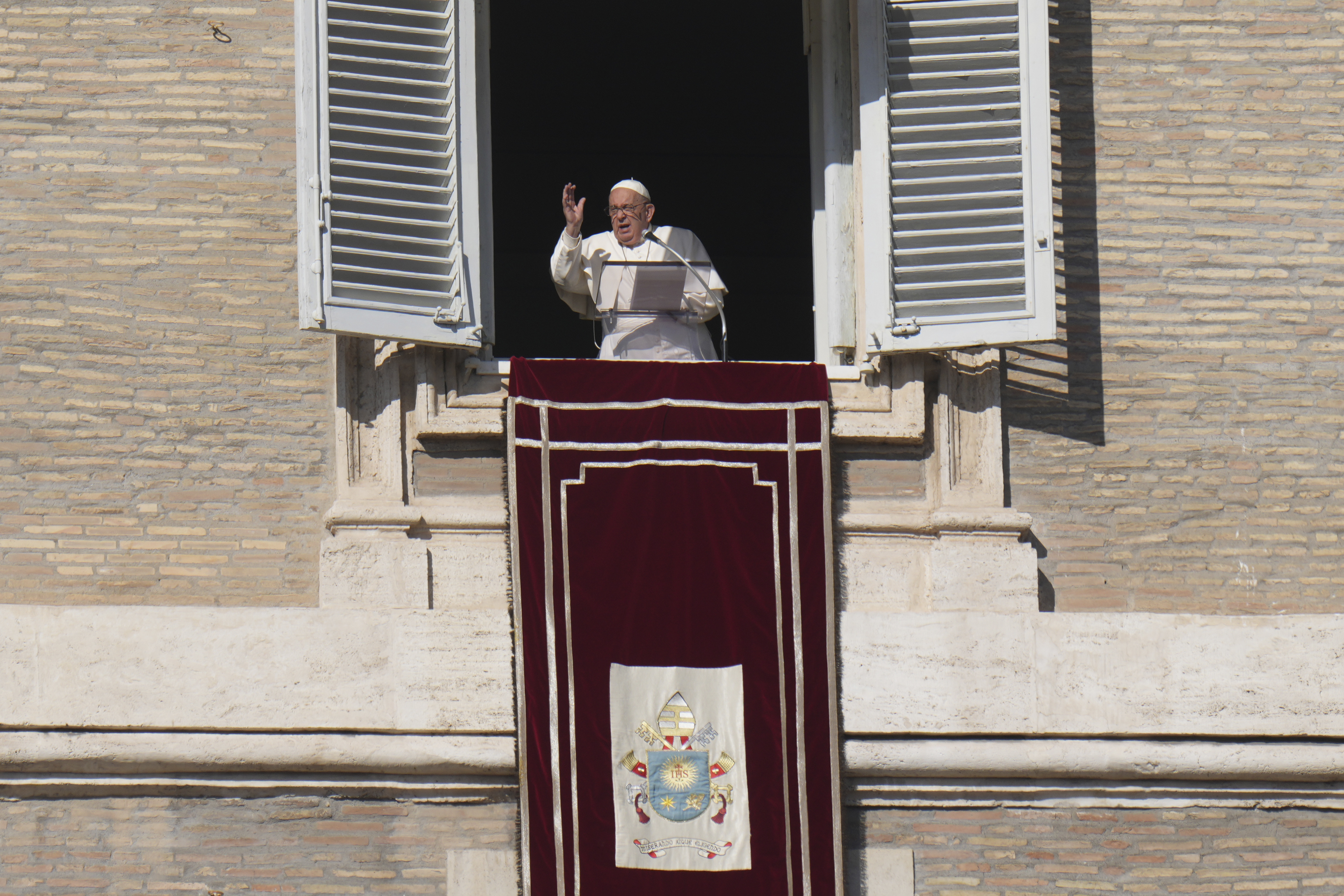 Pope Urges Probe into Potential Gaza Genocide