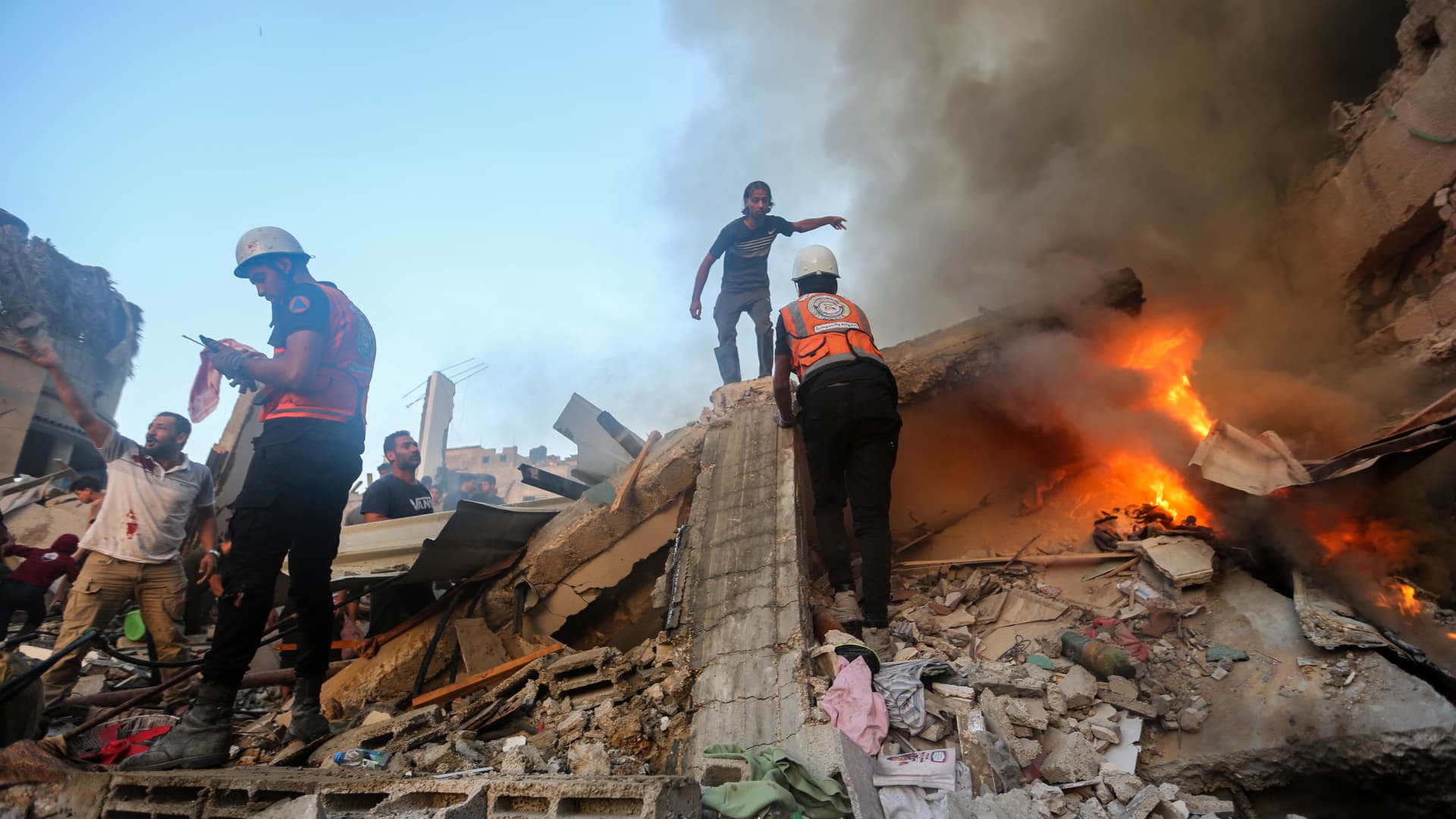 Israeli Protesters Demand Netanyahu's Resignation Over Gaza Attack and Hamas Hostage Situation
